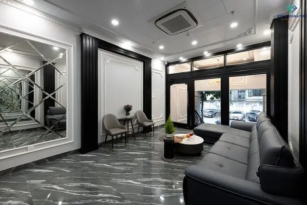 Beryl Signature Hanoi Hotel - Lobi
