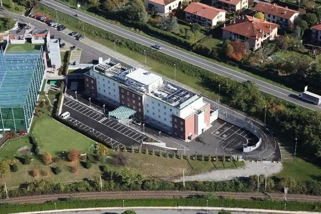 Bes Hotel Bergamo West