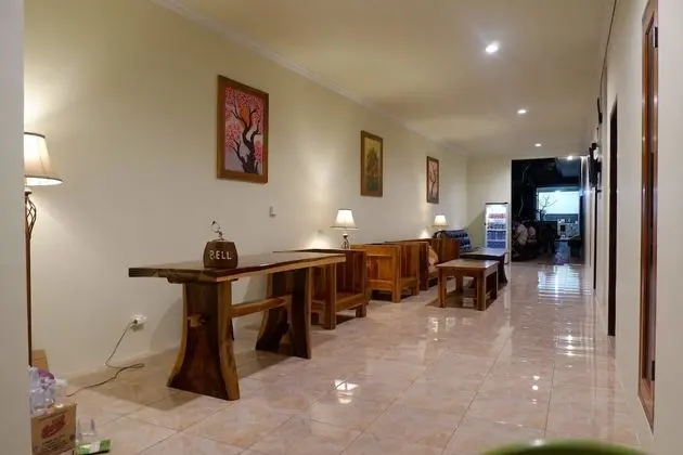 Besopok Hostel