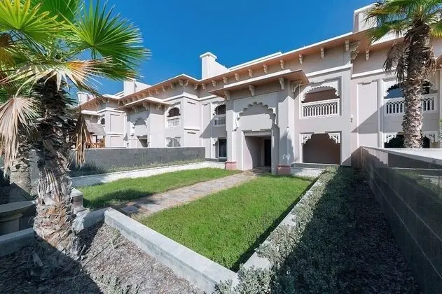 Bespoke Residences - Grandeur Residences