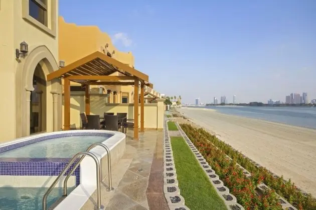 Bespoke Residences-Luxury Frond A Villas - Havuz