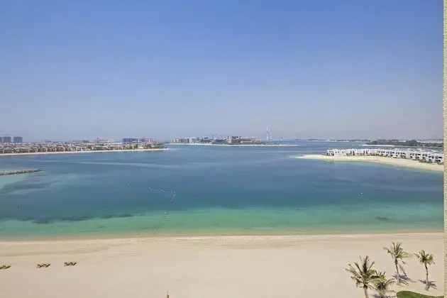 Bespoke Residences - Shoreline Al Nabat