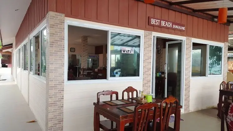 Best Beach Bungalows - Yerinde Yemek