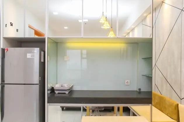 Best Deal 2Br Apartment At One Park Residence - Mutfak