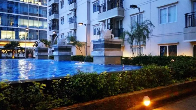 Best Deal and Cozy Signature Park Tebet Studio Apartment - Havuz