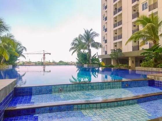 Best Deal and Cozy Studio Cinere Resort Apartment - Havuz