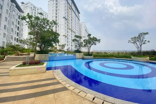 Best Deal And Spacious Studio At Bassura City Apartment - Havuz
