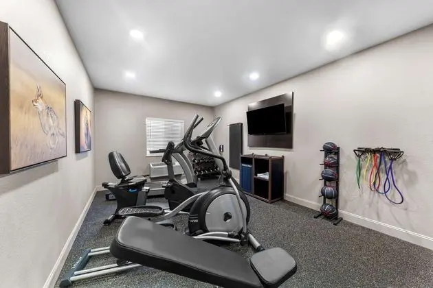 Best Express Inn and Suites - Fitness