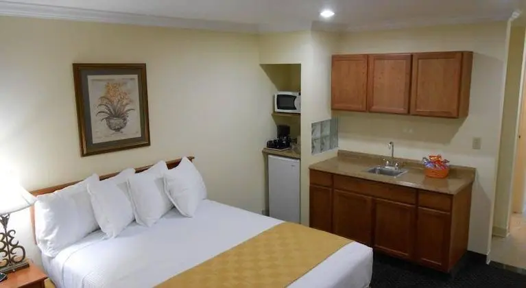 Best Host Inn