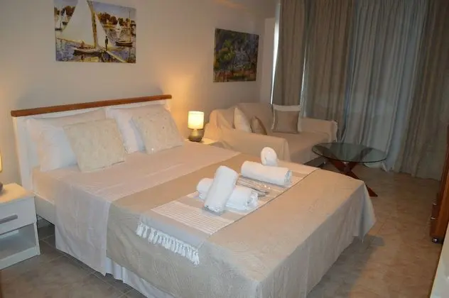 Best House Petit Pylos Messinias
