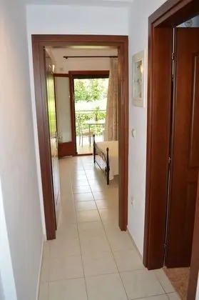 Best House Sea View Apartment - Oda Düzeni