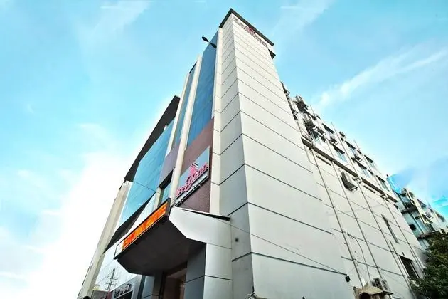 Best Inn Hotel - 1