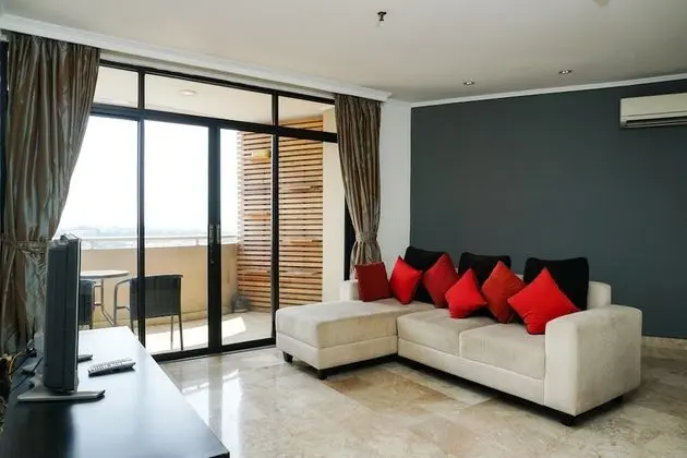 Best Location 2BR at Beverly Tower Apartment TB. Simatupang