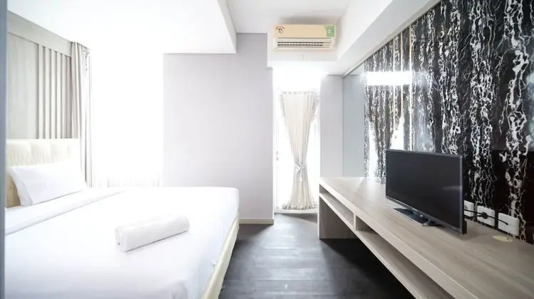 Best Location And Homey 1Br Apartment At Trillium Residence