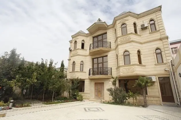 Best Price Castle Hotel