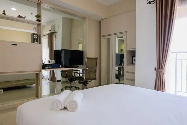 Best Price Studio Apartment at Atria Residence near Mall - Oda