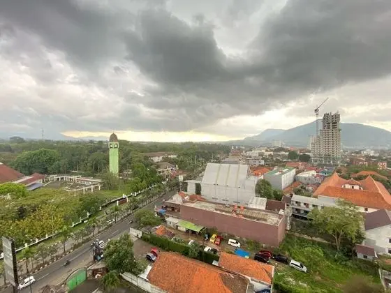Best Price Studio Apartment At Easton Park Residence Jatinangor