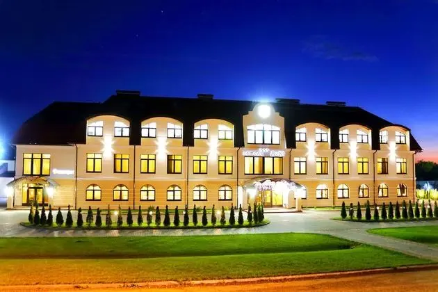 BeSt Hotel and Restaurant complex - 1