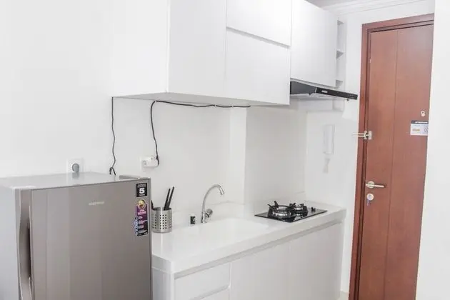 Best And Simply Clean Studio Signature Park Grande Apartment - Mutfak