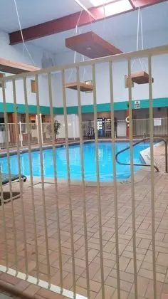 Best Value Inn & Suites Parry Sound - Havuz
