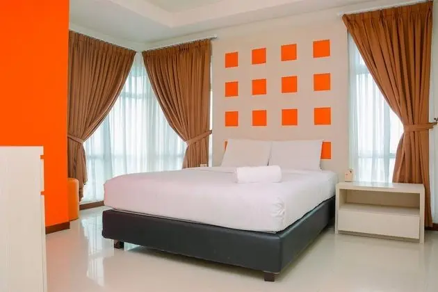 Best View and Spacious 2BR Green Bay Pluit Apartment