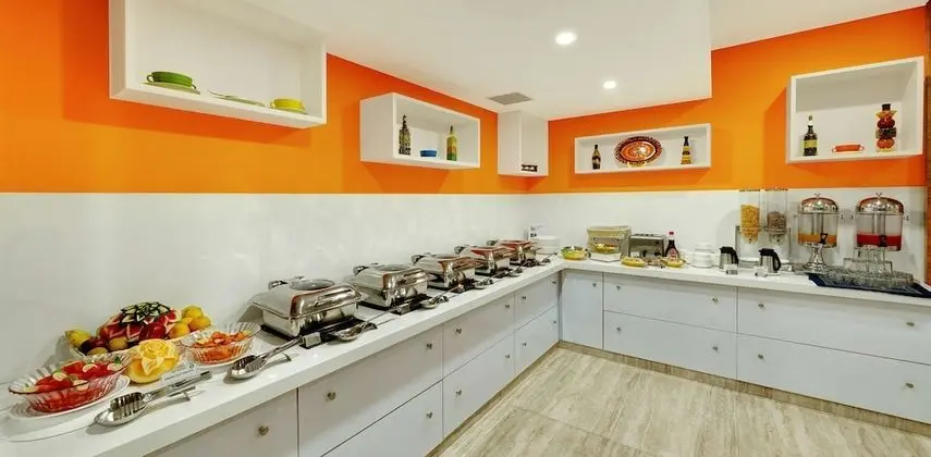 Best Western Alkapuri, Vadodara - Yerinde Yemek