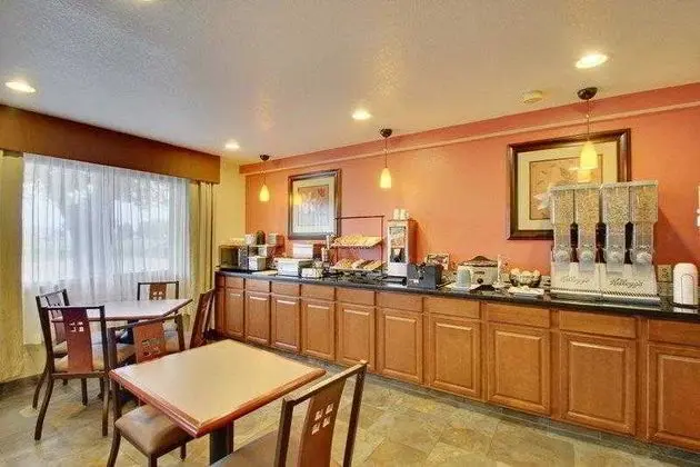 Best Western Altoona Inn