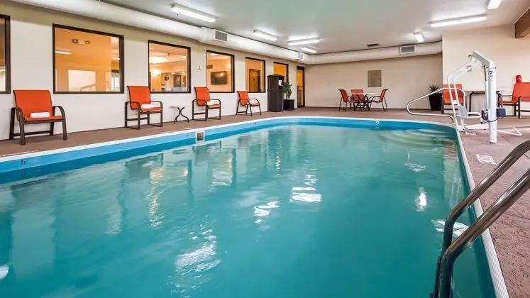 Best Western B. R. Guest - Havuz