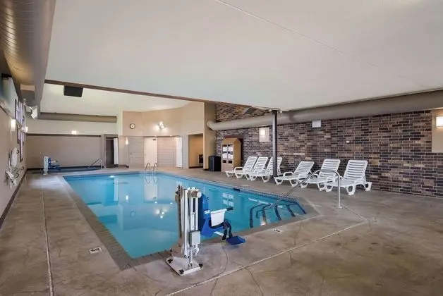 Best Western Bemidji Inn - Havuz