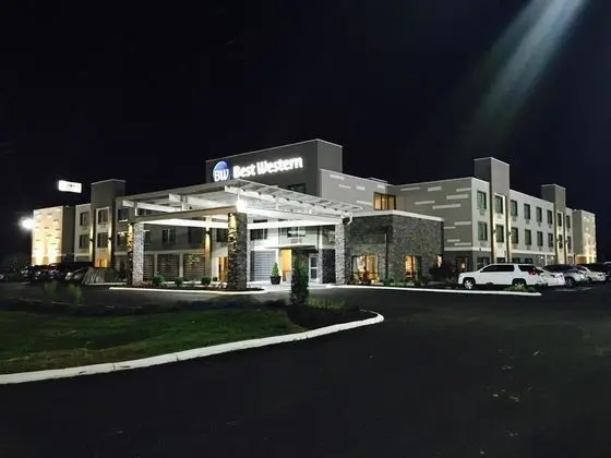 BEST WESTERN Bowling Green