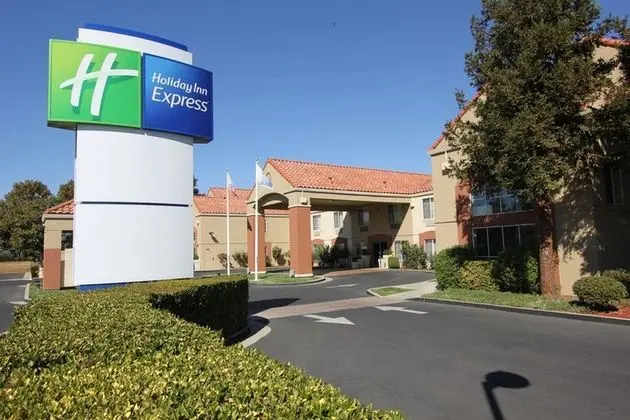 BEST WESTERN Brentwood Inn