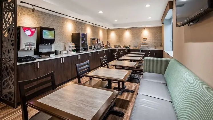 Best Western Brooklyn-Coney Island Inn - Yerinde Yemek