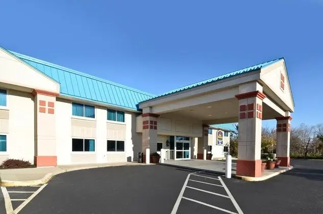 Best Western Burlington Inn