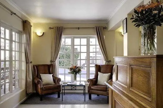 Best Western Cape Suites