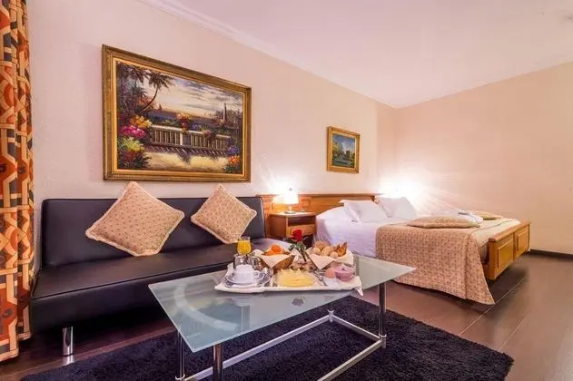 Best Western Hotel Century