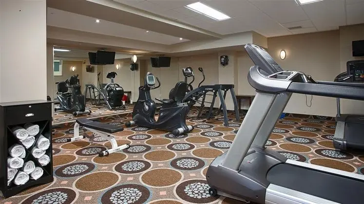 Best Western Chocolate Lake Hotel