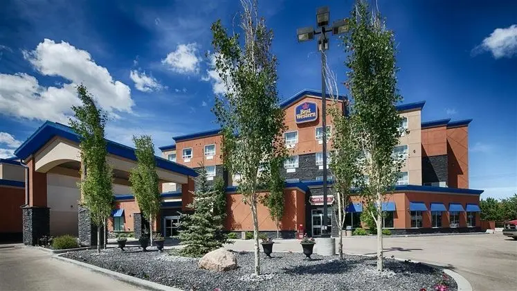 Best Western Cold Lake Inn