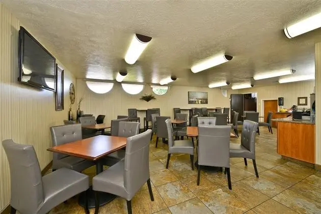 Best Western Coral Hills - Yeme / İçme