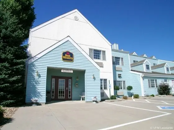 Best Western Cozy House & Suites
