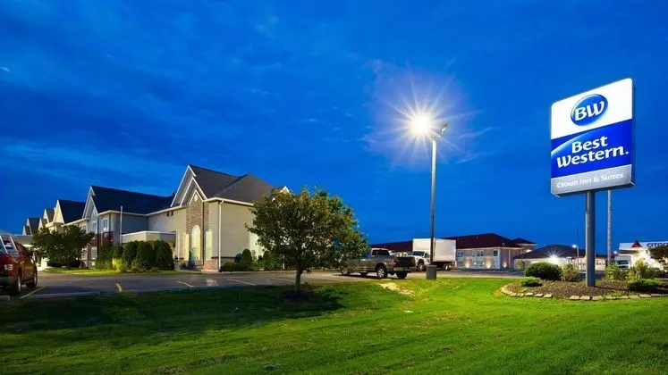 Best Western Crown Inn & Suites - Dış Mekan