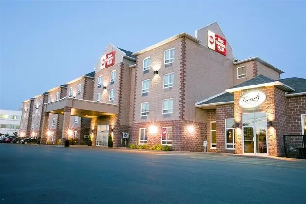 Best Western Dartmouth Hotel & Suites