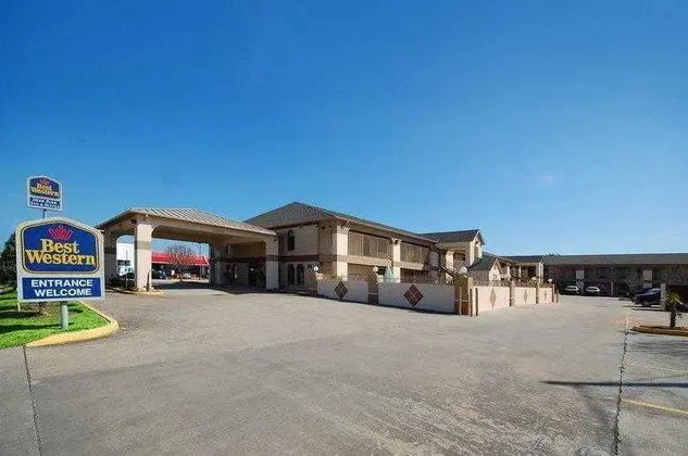 Best Western Deer Park Inn & Suites