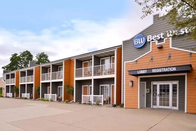 Best Western Designer Inn & Suites