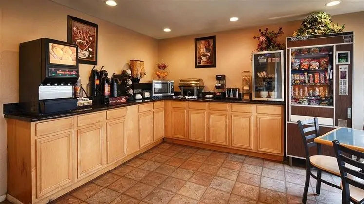 Best Western El Rancho Palacio
