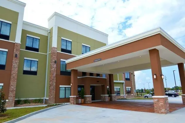 Best Western False River Hotel