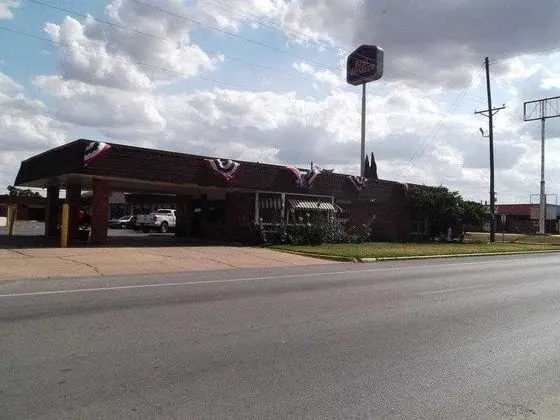 Best Western Village Inn
