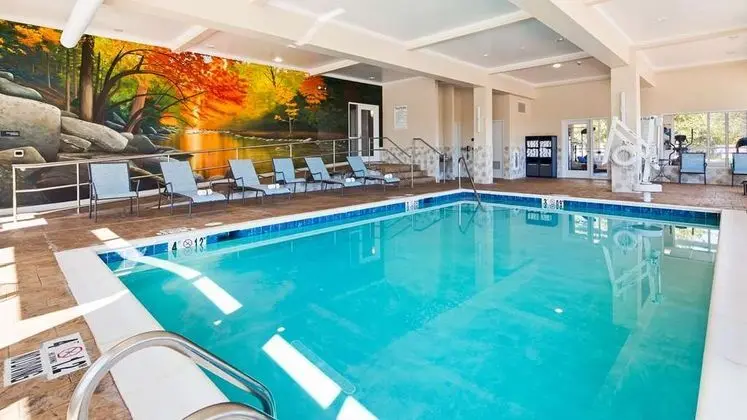 Best Western Hotel Gettysburg - Havuz