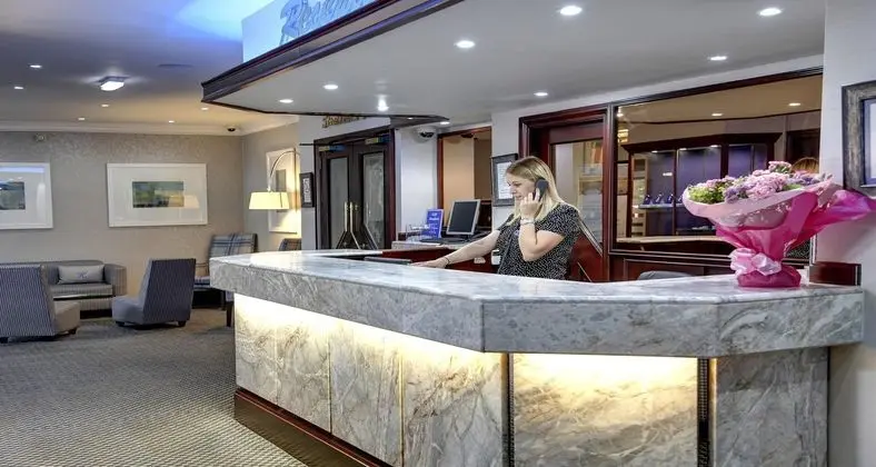 Best Western Glasgow Livingston Hilcroft Hotel - Dış Mekan