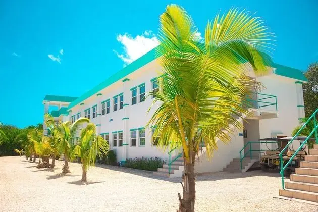 Best Western Grand Baymen Gardens