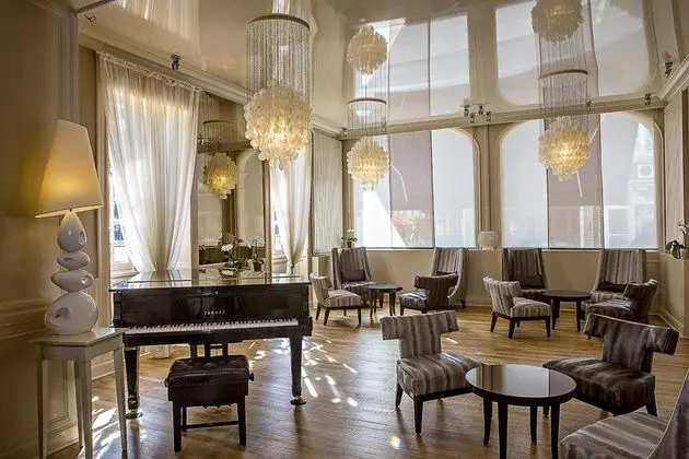 Best Western Grand Hotel De Bordeaux - Lobi